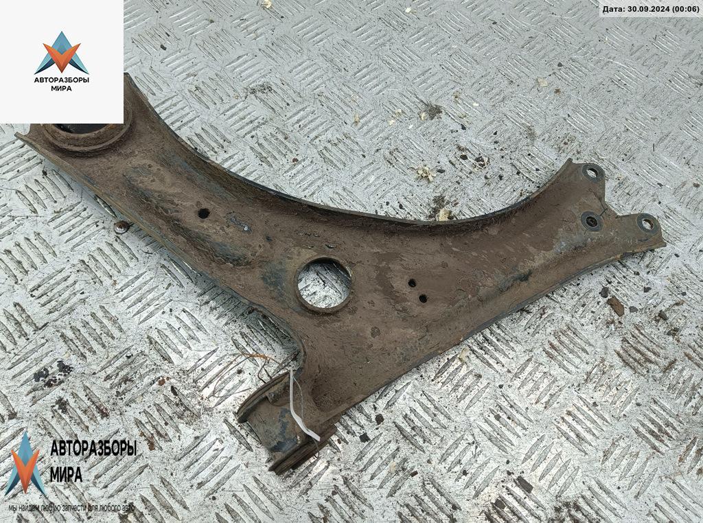 рычаг передний правый Volkswagen Caddy 4 поколение 2015, 2.0 л., дизель, МКПП, белый, фургон - фото №1