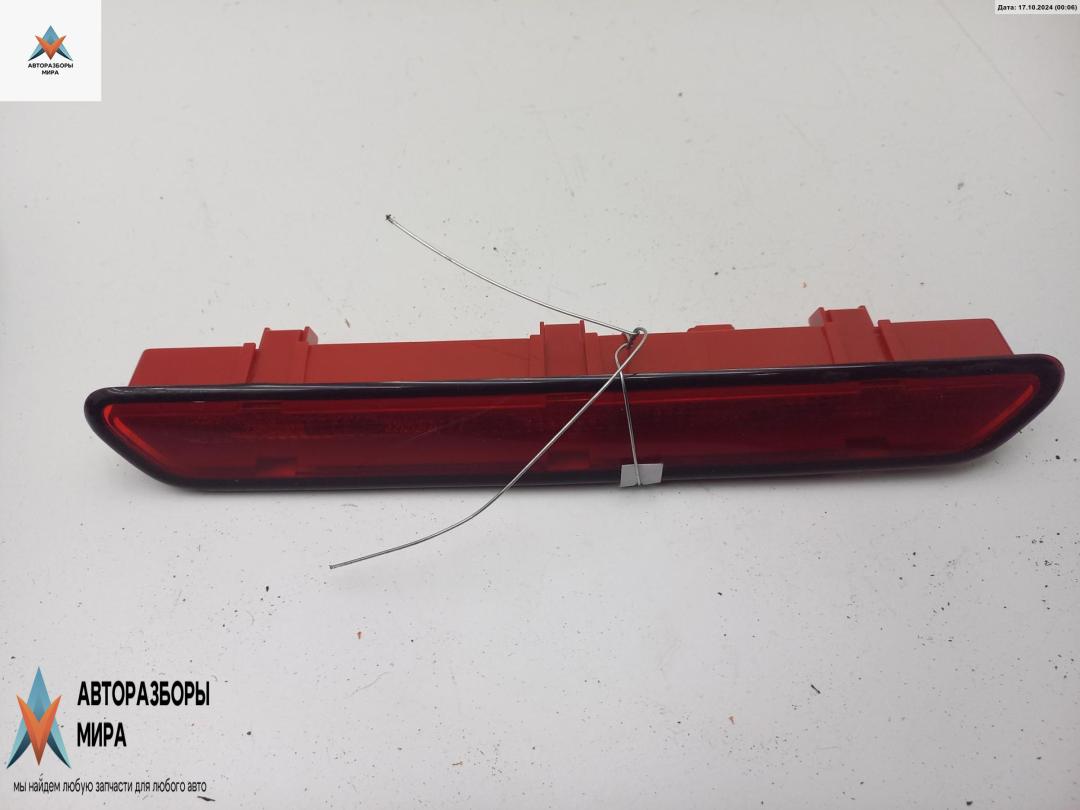 стоп-сигнал Opel Karl 1 поколение 2016, 1.0 л., бензин, МКПП, синий, хетчбэк 5 дв., 94510413 - фото №1