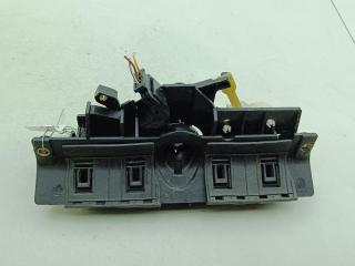 кнопка открытия багажника Audi A4 B5 1997, 1.8 л., бензин, АКПП, синий, универсал, 8D9827565