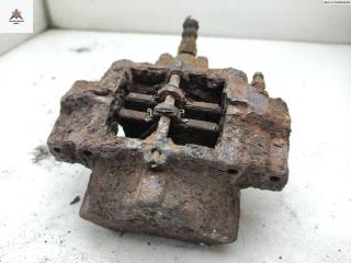 суппорт задний правый Mercedes-Benz C-Класс W202/S202 [рестайлинг] 1999, 2.4 л., бензин, МКПП, чёрный, седан