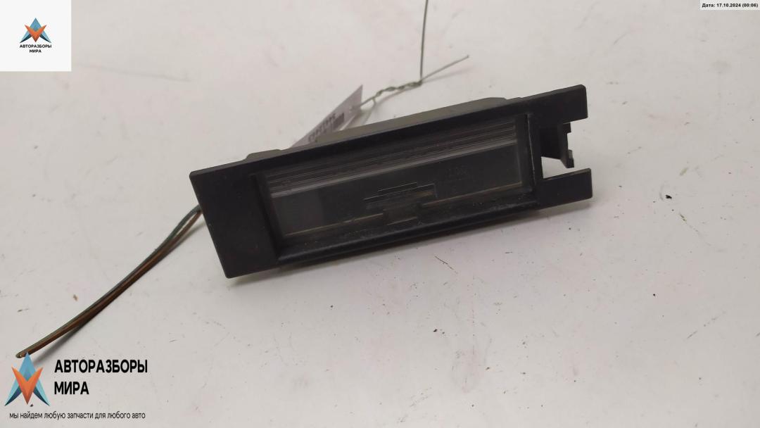 подсветка номера Opel Vectra C 2002, 1.8 л., бензин, МКПП, синий, седан, 09164143 - фото №1