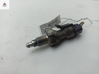 Датчик включения заднего хода (лягушка) Opel Vectra B [рестайлинг] 2001, 1.6 л., бензин, МКПП, зелёный, седан, 90482454