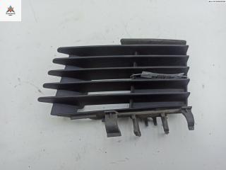 заглушка (решетка) в бампер Opel Vectra C 2002, 2.2 л., дизель, МКПП, серый, седан, 09186127