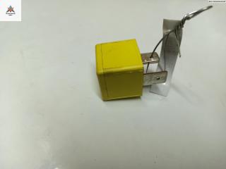 реле (прочие) Opel Vectra C 2003, 2.2 л., дизель, МКПП, чёрный, седан, 90226846