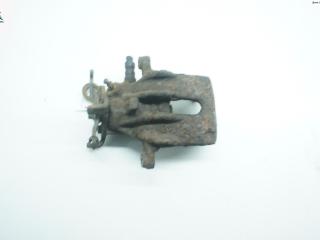 суппорт задний правый Ford Focus 1 поколение [рестайлинг] 2001, 1.4 л., бензин, МКПП, красный, хетчбэк 3 дв., 98AB2K327