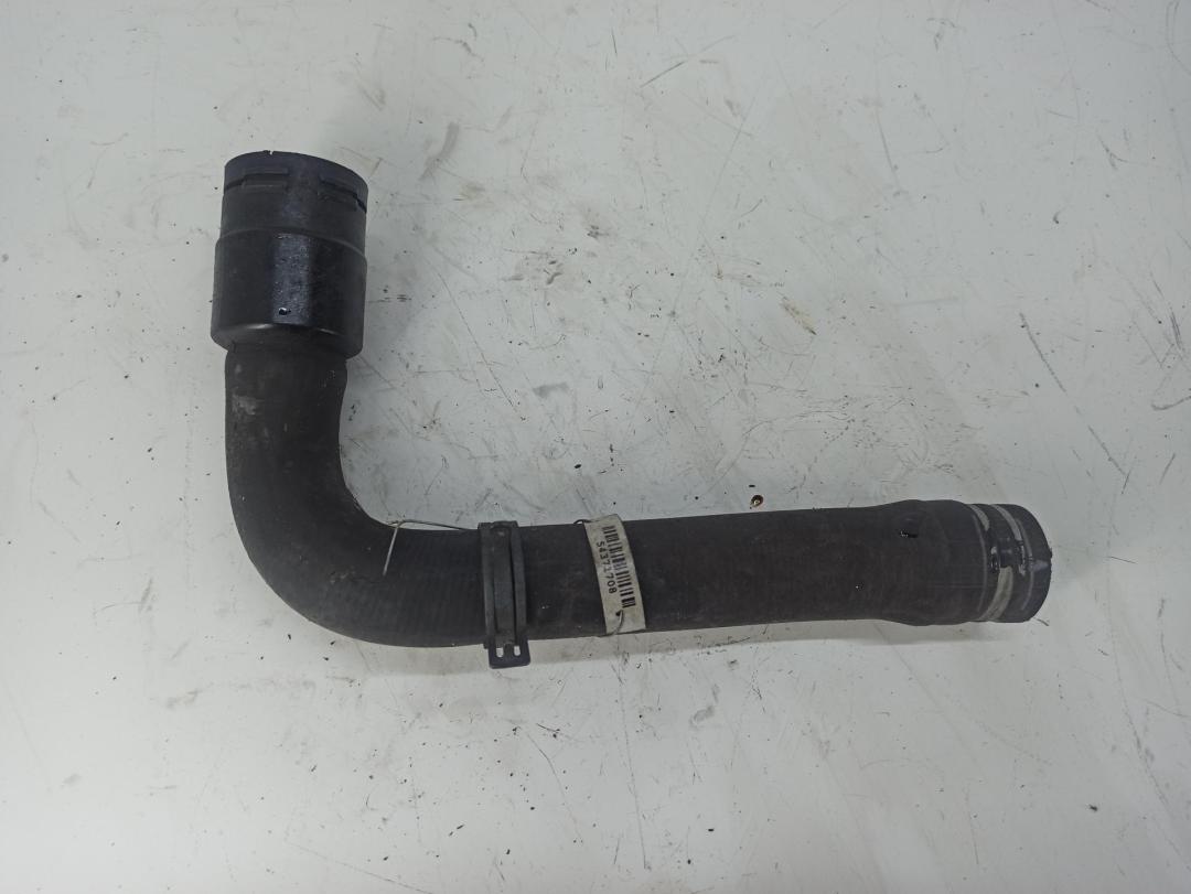 патрубок радиатора Audi A4 B5 1997, 1.8 л., бензин, 8D0121101K