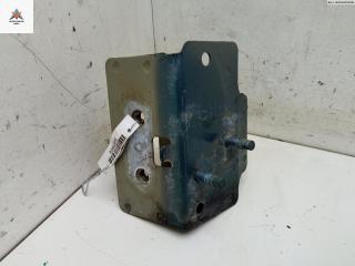 кронштейн переднего бампера Nissan Primera P12 2003, 1.8 л., бензин, МКПП, синий, хетчбэк 5 дв., 62210AU300