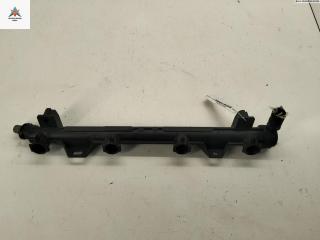 топливная рампа Volkswagen Golf 5 поколение 2005, 1.4 л., бензин, МКПП, чёрный, хетчбэк 5 дв., 036133320