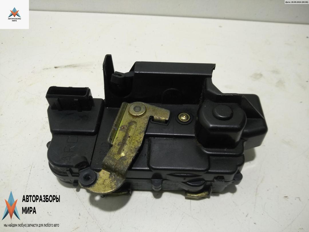 замок двери задней правой Peugeot 406 1 поколение 1996, 1.8 л., бензин, МКПП, белый, седан, ARD - фото №1