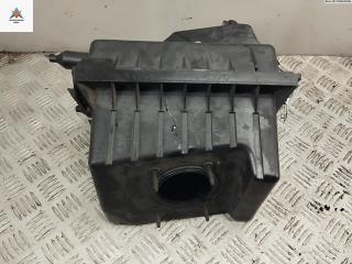 корпус воздушного фильтра Ford Maverick 2 поколение 2001, 2.0 л., бензин, МКПП, серый, внедорожник 5 дв.