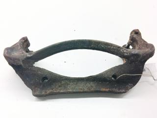 скоба суппорта Ford Escort 5 поколение [2-й рестайлинг] 1996, 1.8 л., бензин, МКПП, синий, универсал, 341428