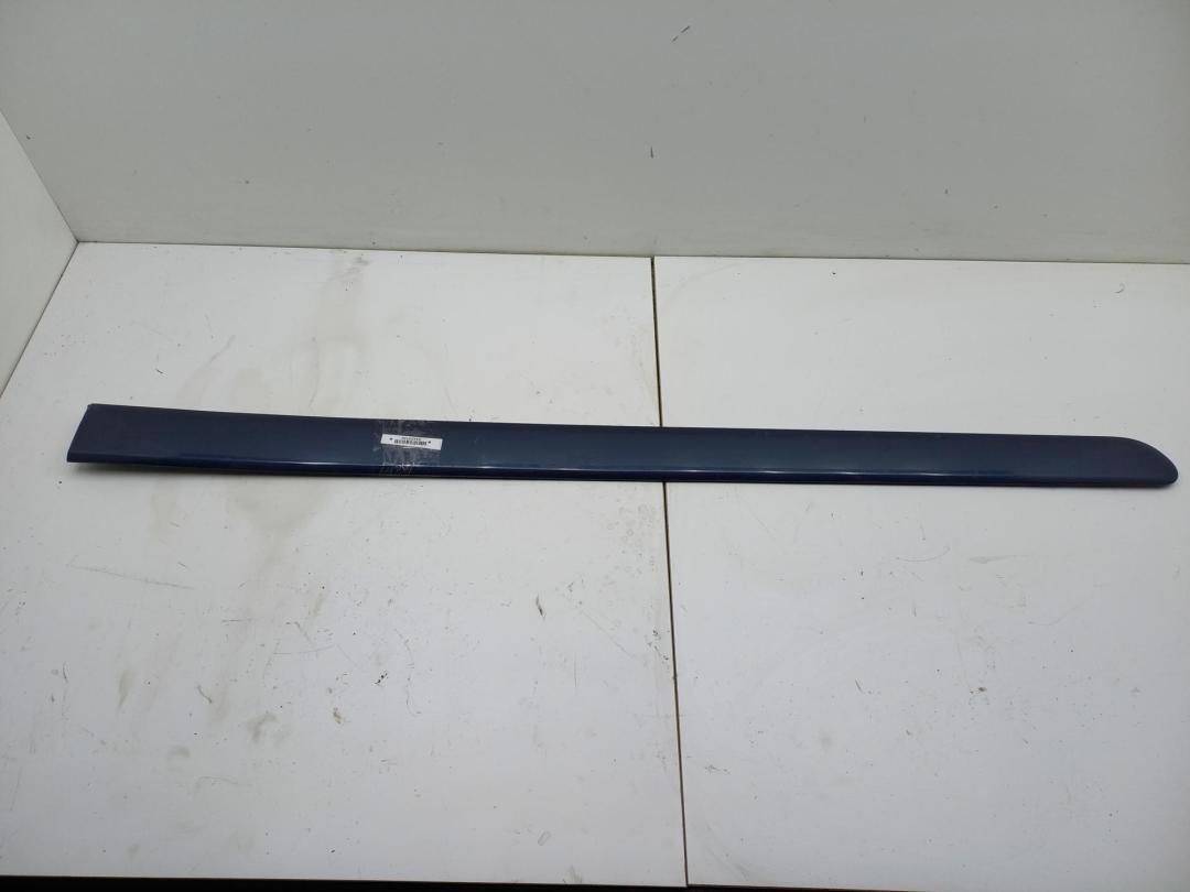 молдинг двери передней правой Opel Zafira B 2007, 1.8 л., бензин, МКПП, синий, минивэн, 13137773