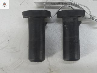 кронштейн радиатора Audi A6 4F/C6 2005, 2.7 л., дизель, МКПП, зелёный, универсал, 8D0121200