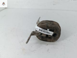 кронштейн глушителя Audi A6 4B/C5 [рестайлинг] 2002, 2.5 л., дизель, АКПП, серый, универсал, 8D0253147E