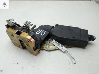 замок двери передней правой Mitsubishi Carisma 1 поколение [рестайлинг] 2001, 1.9 л., дизель, МКПП, красный, хетчбэк 5 дв.