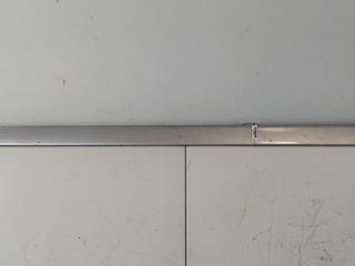 молдинг двери передней левой Mercedes-Benz CLK-Класс W208/A208 [рестайлинг] 2000, 2.0 л., бензин, МКПП, серый, купе, 2086900562