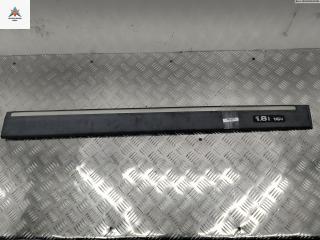 молдинг двери передней правой Citroen Xantia 1 поколение 1996, 1.8 л., бензин, МКПП, красный, хетчбэк 5 дв., 9610948877