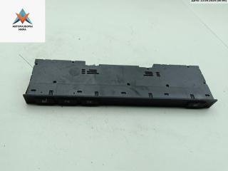 кнопка обогрева сидений BMW 5 серия E39 [рестайлинг] 2001, 2.2 л., бензин, МКПП, серый, седан, 8373776