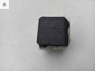 реле (прочие) Opel Astra H/Family [рестайлинг] 2009, 1.7 л., дизель, МКПП, серый, универсал, 13171831