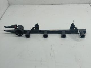 топливная рампа Ford Fiesta 5 поколение 2003, 1.3 л., бензин, МКПП, синий, хетчбэк 3 дв.