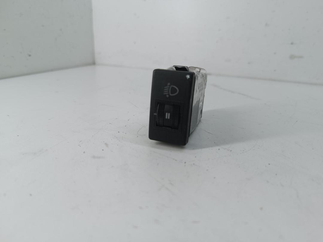 кнопка корректора фар Audi A4 B5 1997, 1.8 л., бензин, МКПП, зелёный, универсал, 8D0941301