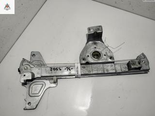 стеклоподъемник электрический задний левый Citroen C4 1 поколение 2004, 1.6 л., бензин, МКПП, красный, хетчбэк 5 дв., 0130822239