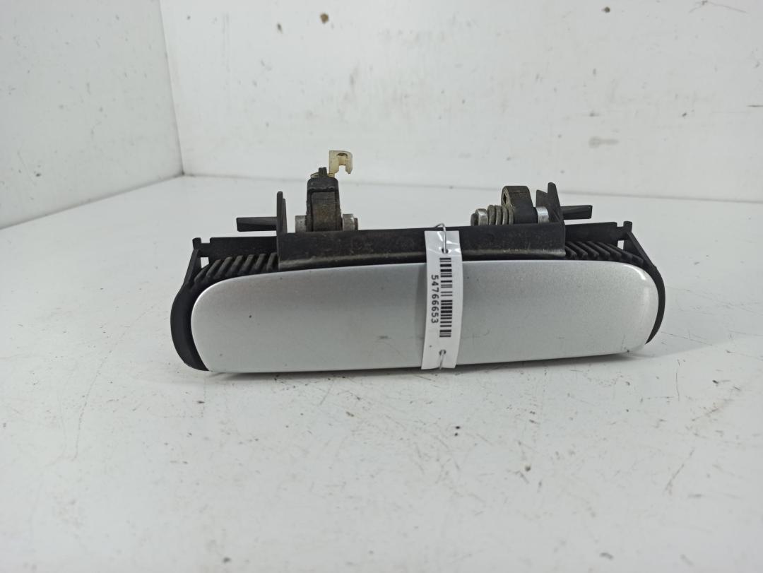 ручка наружная передняя правая Audi A6 C5 2002, 3.0 л., бензин, АКПП, серый, седан, 4B2837886A