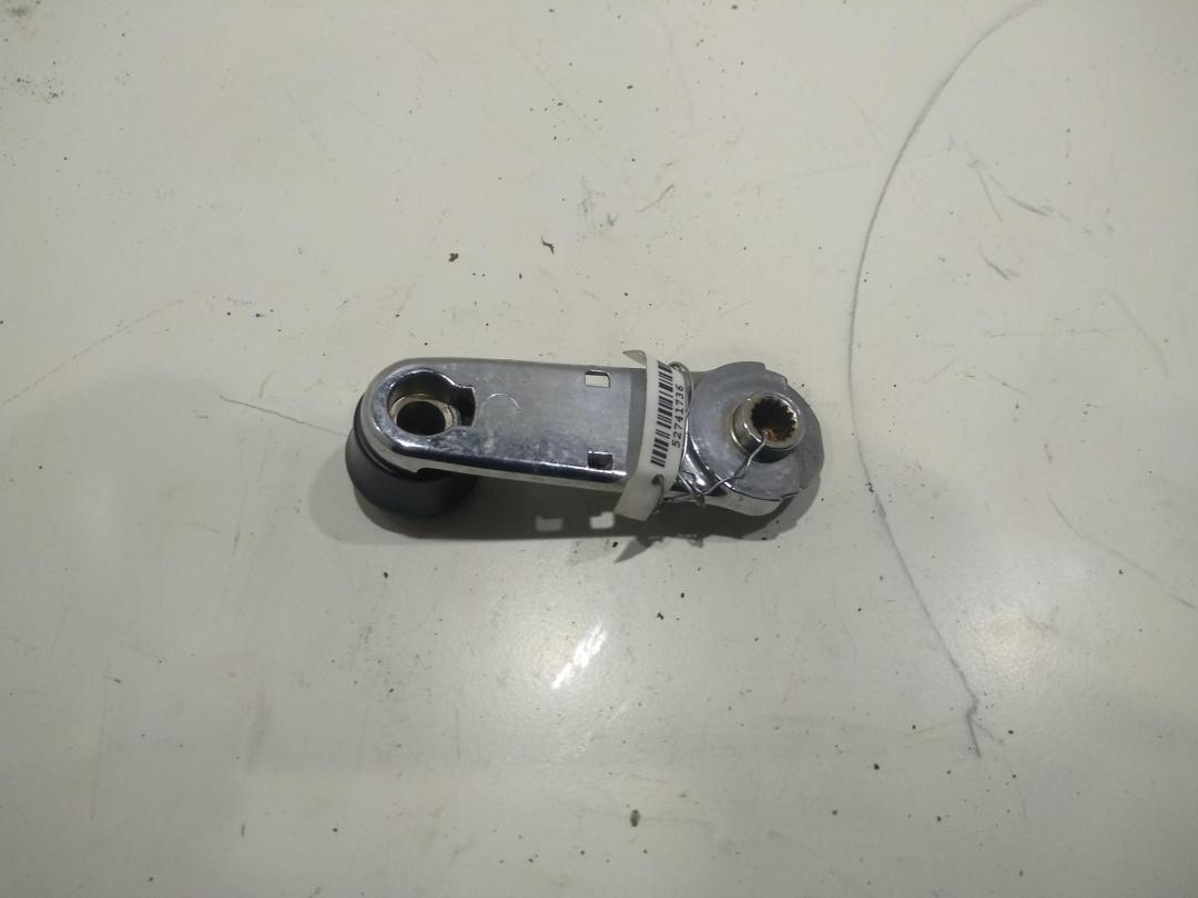 ручка стеклоподъемника Audi 80 B3 1987, 1.8 л., бензин, АКПП, серый, седан