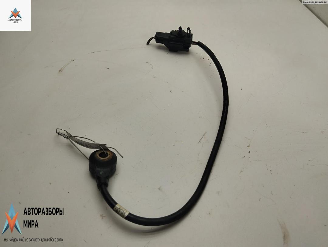 датчик детонации Ford Focus 1 поколение 2000, 1.6 л., i, бензин, МКПП, чёрный, хетчбэк 5 дв. - фото №1