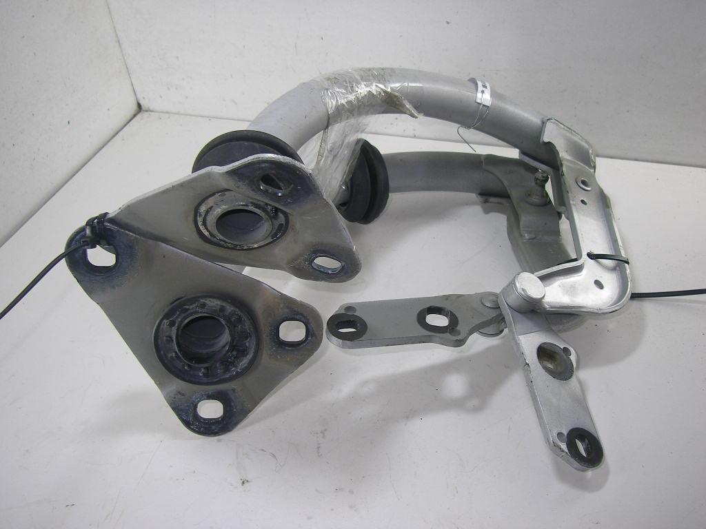петля крышки багажника BMW 7 E65/E66 2002, серый, седан, 8240340, 8240339