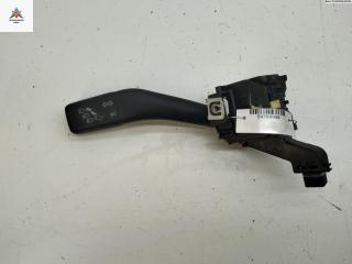 переключатель поворотов Skoda Octavia mk2 (A5 1Z) 2009, 1.9 л., дизель, МКПП, красный, хетчбэк 5 дв., 1K0953519J