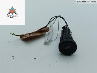 кнопка открытия багажника Ford Fusion 1 поколение 2004, 1.4 л., бензин, МКПП, синий, хетчбэк 5 дв.