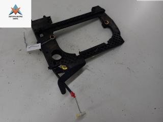 Корпус (держатель) ручки двери передней правой BMW 5 серия E39 [рестайлинг] 2002, 2.5 л., бензин, МКПП, чёрный, универсал