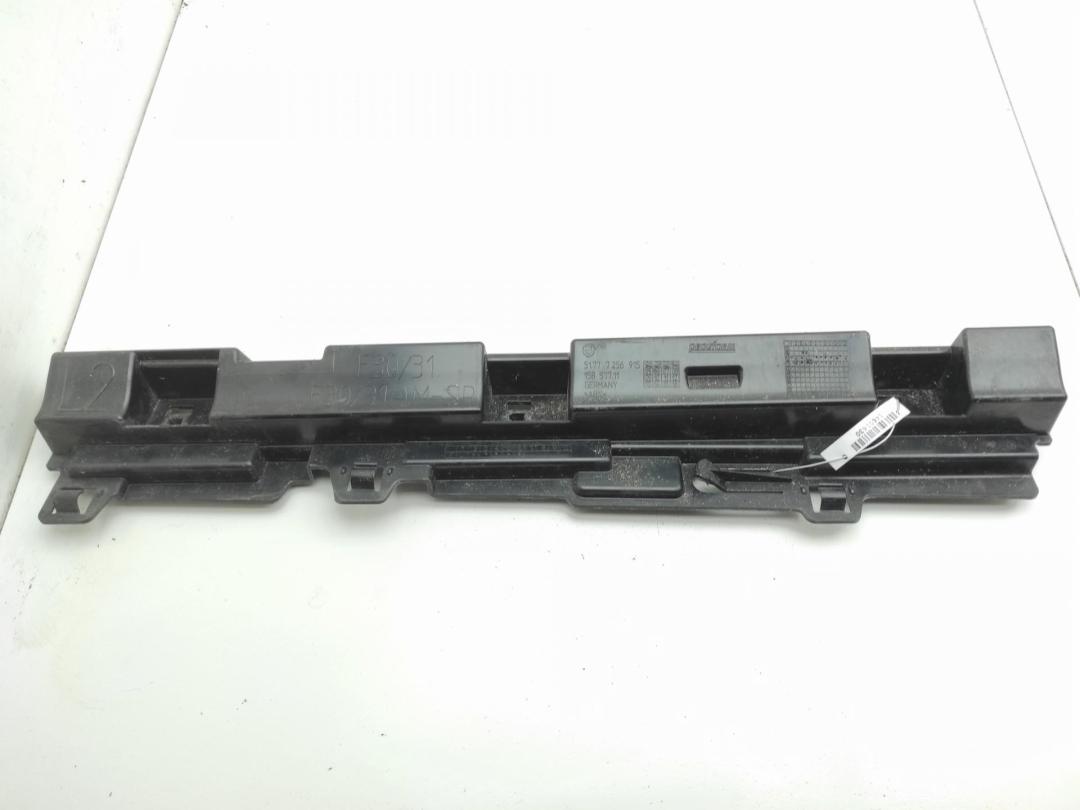 кронштейн (крепление) BMW 3 F30/F31 2013, 2.0 л., дизель, АКПП, чёрный, седан, 7256915