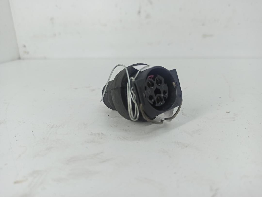 разъем (фишка) проводки Audi A4 B5 1996, 1.8 л., Ti, бензин, МКПП, красный, универсал, 8D0941189