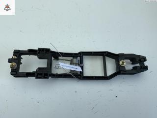 Корпус (держатель) ручки двери передней левой Mercedes-Benz C-Класс W202/S202 [рестайлинг] 1997, 1.8 л., бензин, МКПП, красный, универсал, 202