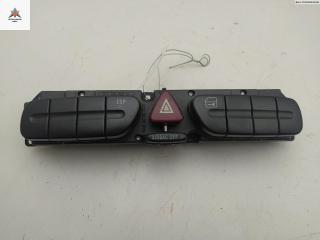 кнопка аварийной сигнализации Mercedes-Benz C-Класс W203/S203/CL203 2001, 2.0 л., бензин, МКПП, серый, хетчбэк 3 дв., 2038217058