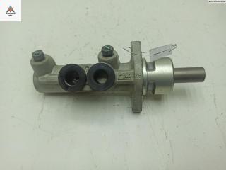 цилиндр тормозной главный Renault Scenic 1 поколение [рестайлинг] 1999, 1.6 л., бензин, МКПП, зелёный, минивэн