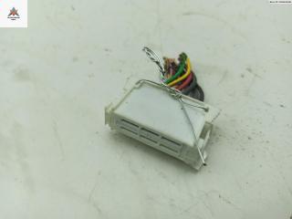 разъем (фишка) проводки Renault Clio 2 поколение [рестайлинг] 2002, 1.2 л., бензин, МКПП, красный, хетчбэк 5 дв.