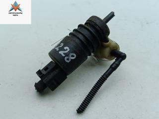 насос (моторчик) омывателя стекла Audi A6 4B/C5 [рестайлинг] 2003, чёрный, универсал, 1J0983772