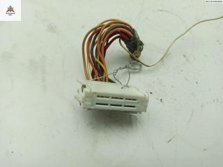 разъем (фишка) проводки Dacia (Renault) Sandero I 2009, 1.4 л., бензин, МКПП, чёрный, хетчбэк 5 дв., 197936