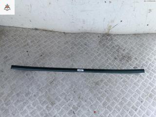 молдинг двери передней правой Audi A6 4B/C5 1998, 2.4 л., бензин, МКПП, зелёный, универсал, 4B0853954A