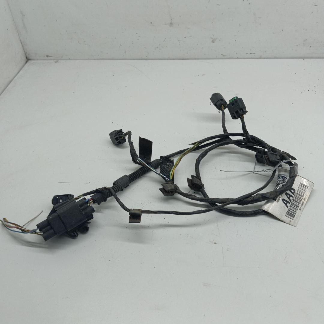 Проводка бампера заднего Ford C-Max 2008, 2.0 л., бензин, АКПП, красный, минивэн, 7M5T15K868