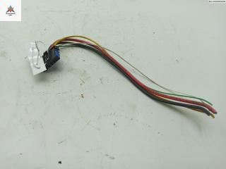 разъем (фишка) проводки Renault Clio 2 поколение [рестайлинг] 2002, 1.2 л., бензин, МКПП, красный, хетчбэк 5 дв., 183