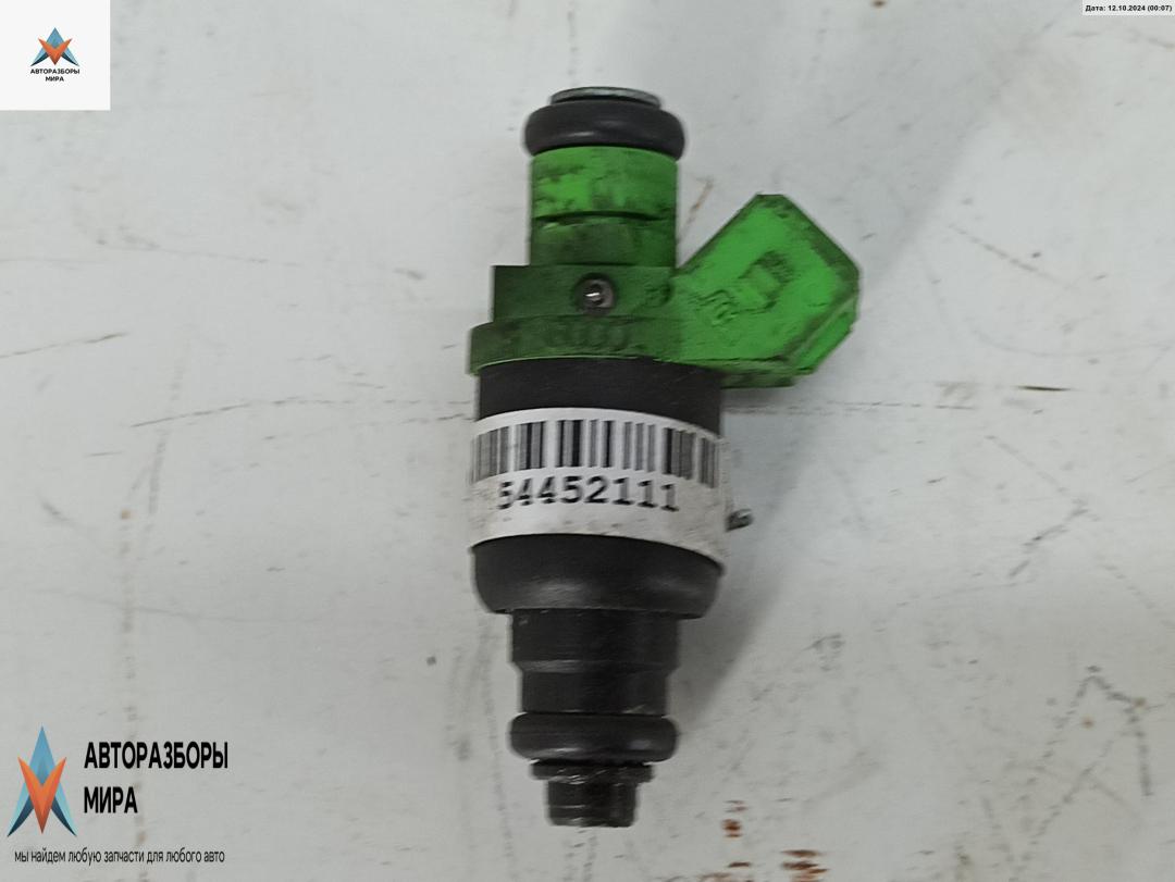 форсунка Audi A4 B6 2002, 2.4 л., бензин, АКПП, синий, универсал, 078133551BB - фото №1