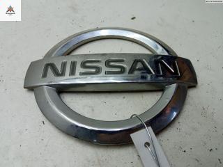 эмблема Nissan Micra K12 2008, 1.2 л., бензин, МКПП, красный, хетчбэк 3 дв., 90390AX600