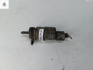 насос (моторчик) омывателя стекла Mercedes-Benz C-Класс W203/S203/CL203 2003, синий, универсал, 008018