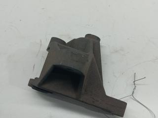 кронштейн КПП Ford Focus 1 поколение [рестайлинг] 2003, 1.6 л., i, бензин, МКПП, серый, универсал, 98AB6P093CF