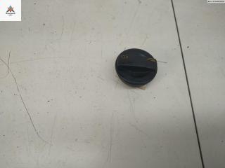 пробка маслозаливная Volkswagen Polo 5 поколение 2012, 2.0 л., бензин, МКПП, серый, универсал, 06S103485AC