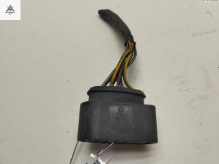 разъем (фишка) проводки Volkswagen Sharan 1 поколение [рестайлинг] 2001, 1.8 л., бензин, МКПП, чёрный, минивэн